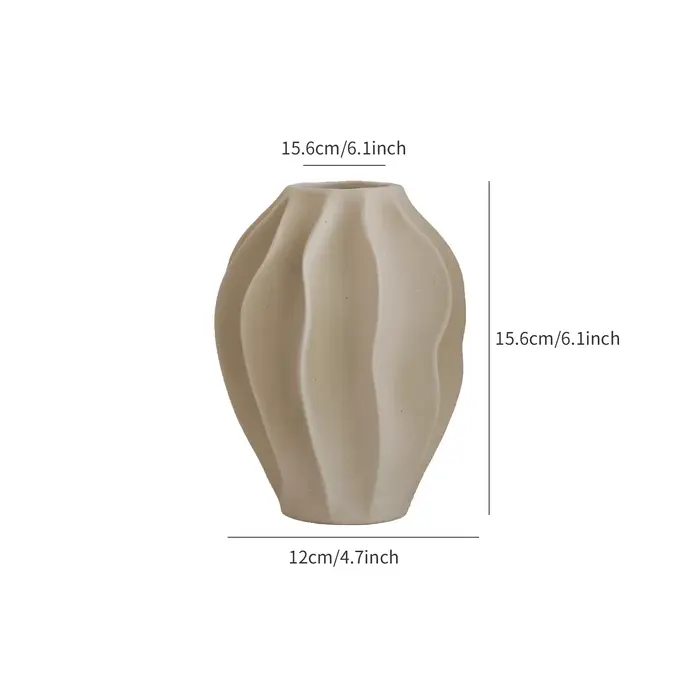 Vase en céramique beige au design haut de gamme et au style luxueux, décoré de fleurs de pêcher Yang