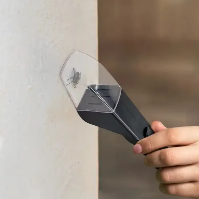 Capteur d'insectes portatif pour un piégeage efficace des araignées, des abeilles et des insectes à 