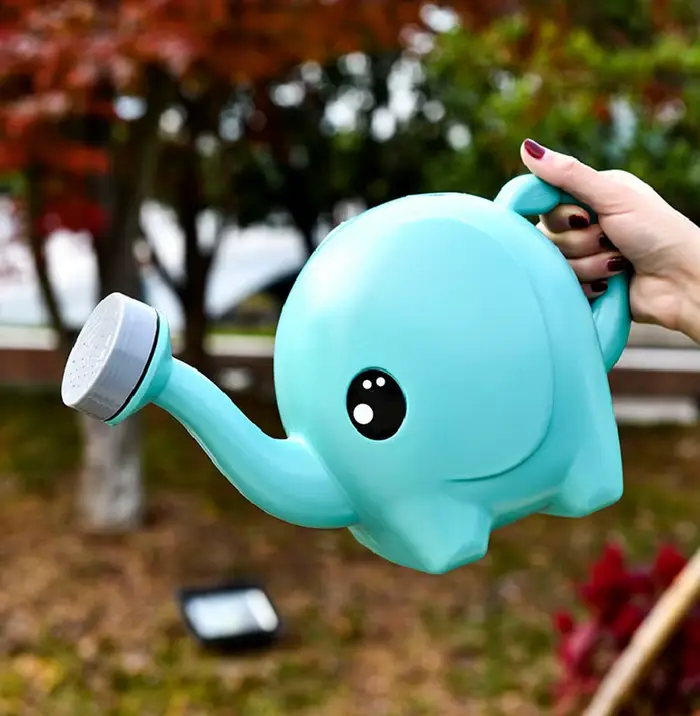 Arrosoir en plastique en forme d'éléphant pour enfants, d'argile de jardinage de pelouse, pot de des