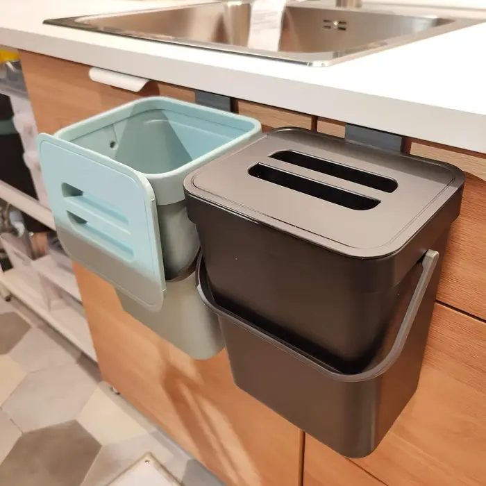 Poubelle à compost pour plan de travail de cuisine, poubelle suspendue avec couvercle, adaptée à la cuisine et à la salle de bain, possibilité d'installer un seau à compost, noir
