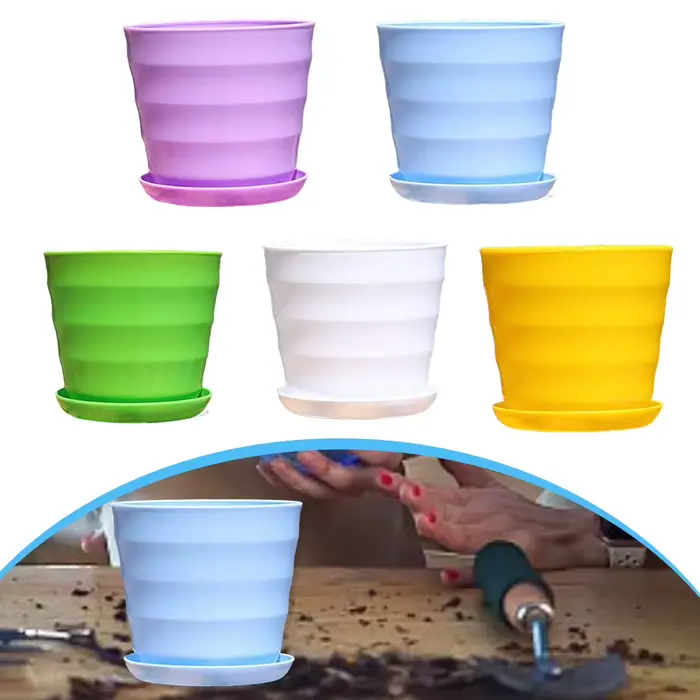 Pot de fleurs en plastique multicolore