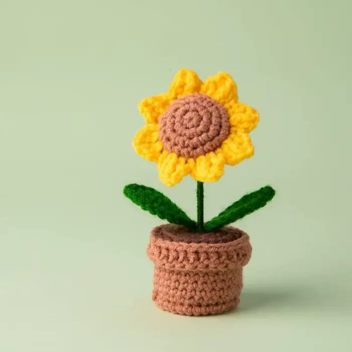 Nouveau pot de tournesol au crochet, mini pot de fleurs tissé à la main, tournesol tricoté, décorati