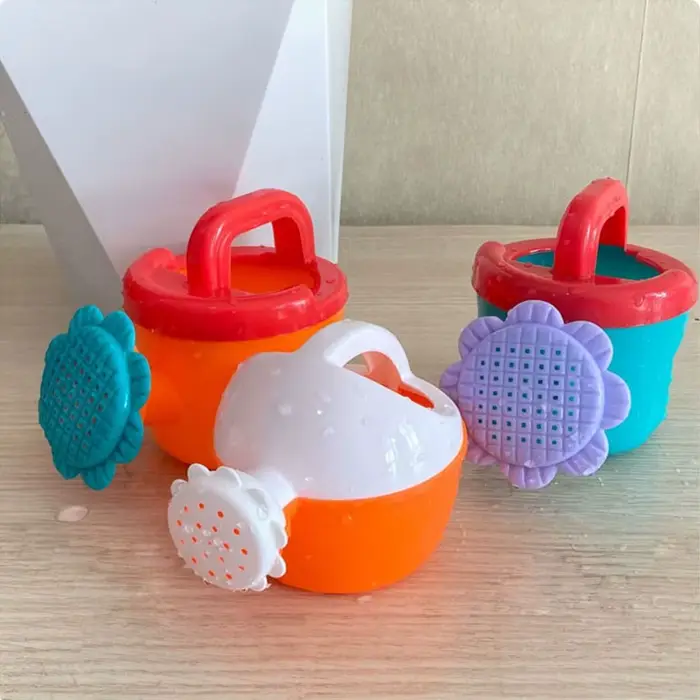 Arrosoir de jardin en forme de petite dentelle